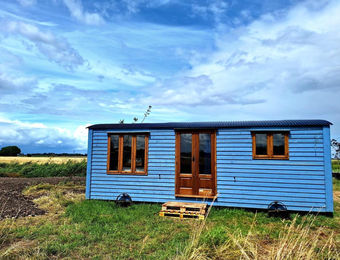 Vila Boyce Fen Farm Retreat Glamping & Fishery Wisbech Exteriér fotografie